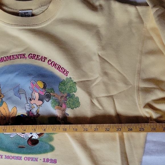 Disney Store Vintage 90's Embroidered Yellow Graphic Sweatshirt Size L - Picture 6 of 10